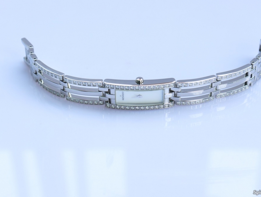 Đồng Hồ Nữ MOVADO Lắc tay, Xà Cừ, Niềng & Dây đính 92 viên Kim Cương