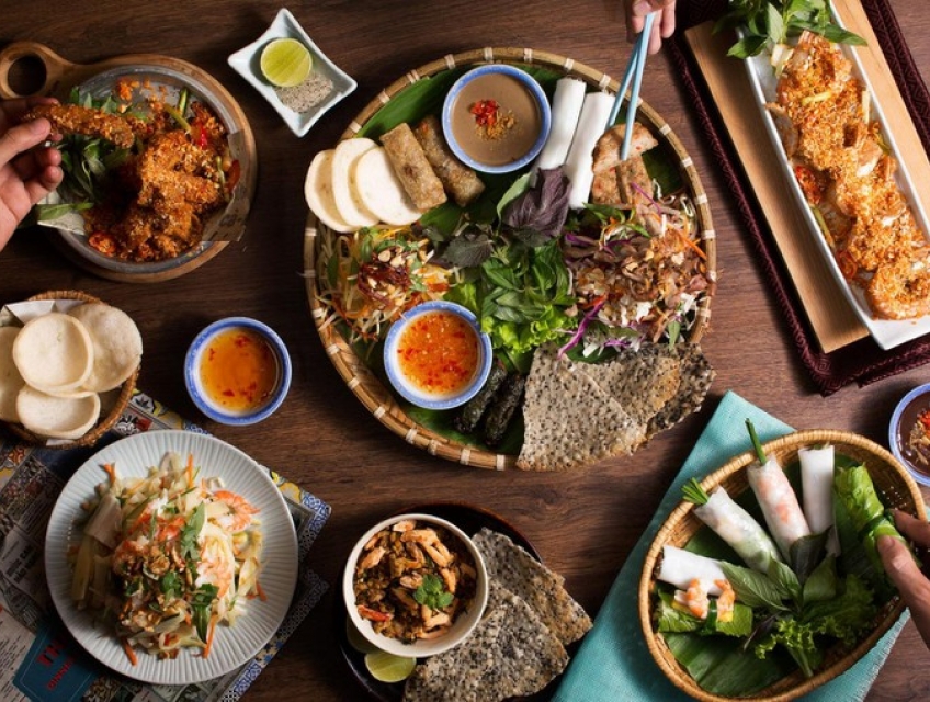 Khám phá tinh hoa ẩm thực Sài Gòn