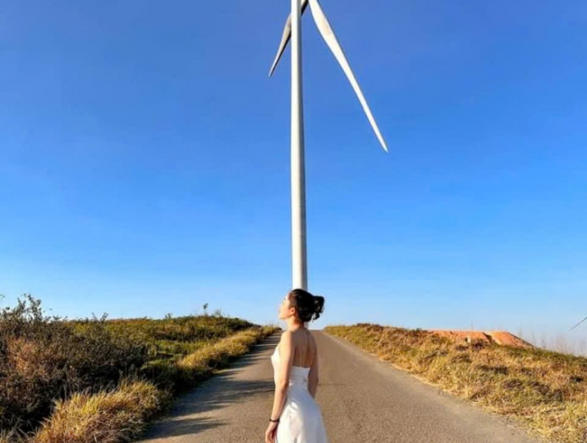 thuê xe 16 chỗ đà lạt 02633919191