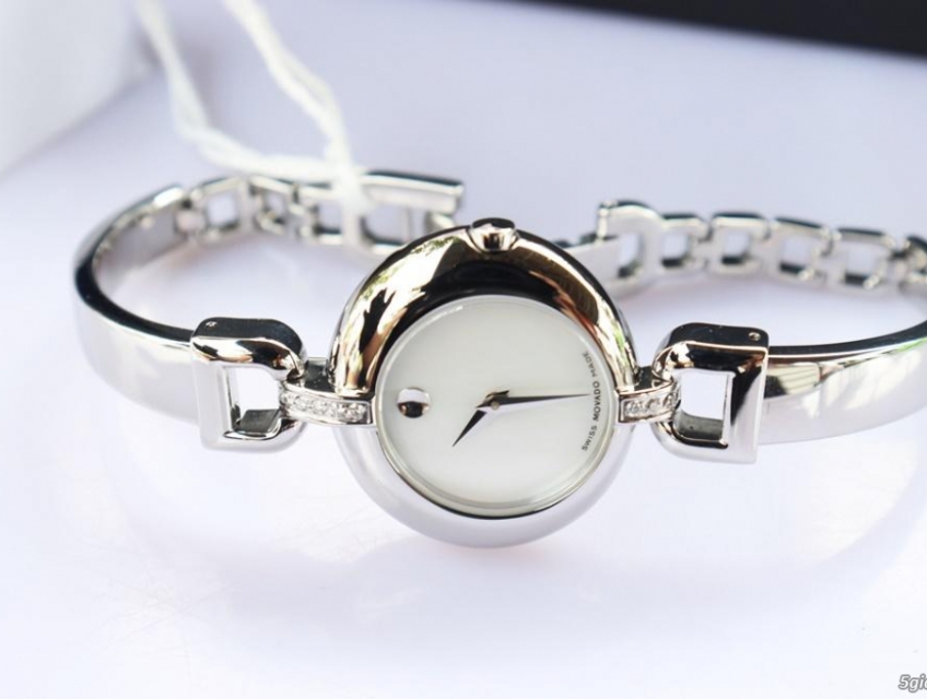 Đồng Hồ Movado Nữ Lắc Tay, mặt Xà Cừ, Đính 10 viên Kim Cương Fullbox