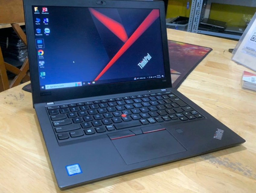Lenovo Thinkpad X280 Core i5-8250U Ram 8GB SSD 256GB Màn 12.5 Inch