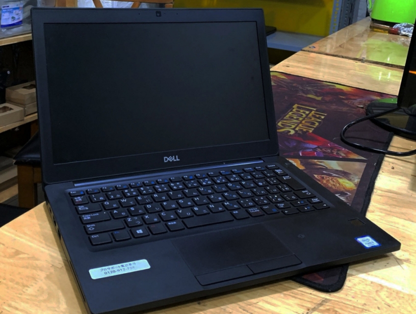 Dell Latitude E7290 Core i5-8250U Ram 8GB SSD 256GB VGA ON Màn 12.5 In