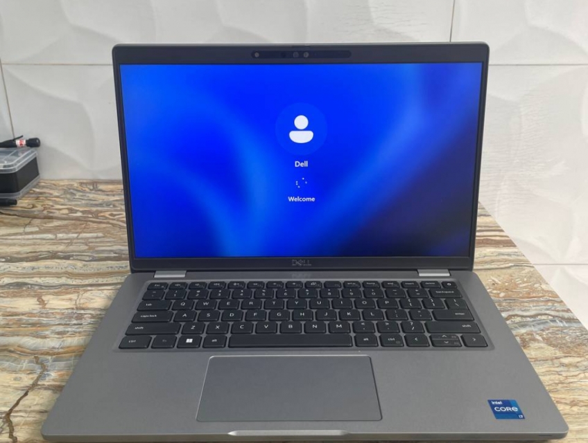 Dell Latitude 5430 i7 12th RAM 16GB SSD 256GB FHD GIÁ CHỈ 11.500K