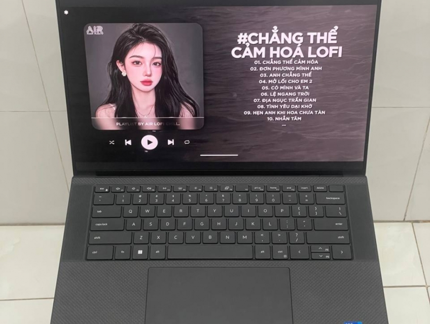 DELL XPS 9520 Core i7-12700H | RAM 16GB | SSD 512GB | RTX 3050 | FHD