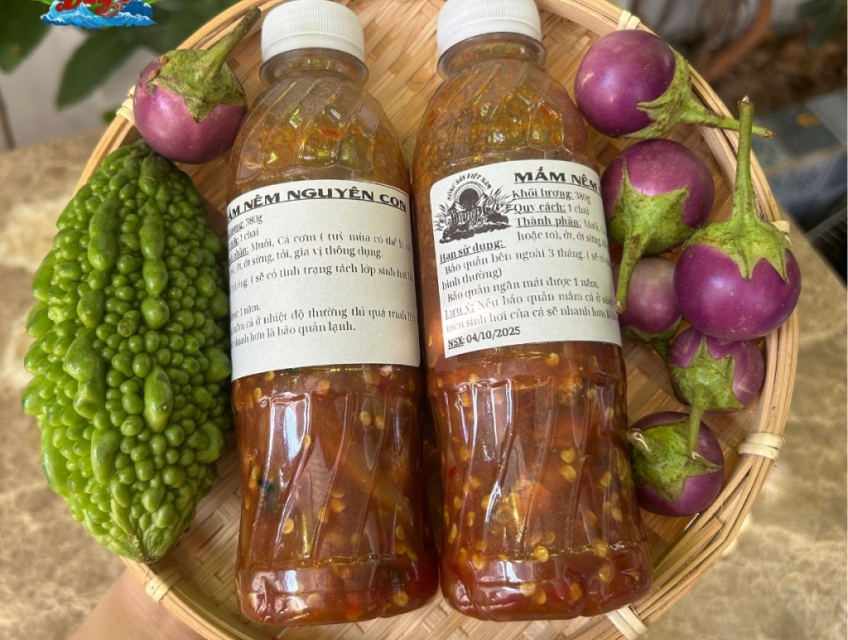 MẮM NÊM NGUYÊN CON ĐẶC SẢN PHÚ YÊN