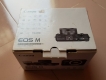 Bán 1 máy ảnh Cannon EOS M RED - Full box like new