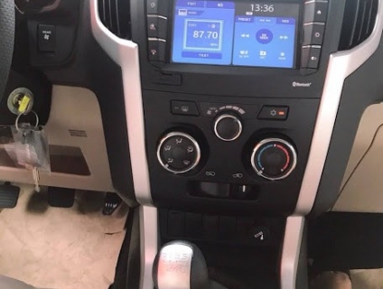 Isuzu MU-X  B7 (1.9 MT) - Màu Bạc mới 100% Tiêu chuẩn Euro 4 giao ngay