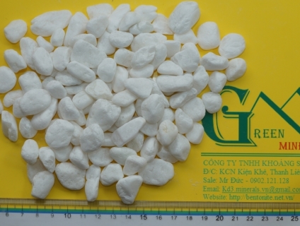 Sỏi trắng trí sân vườn