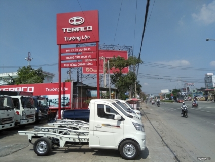 bán xe tải teraco 990kg thùng kín dài 2m8