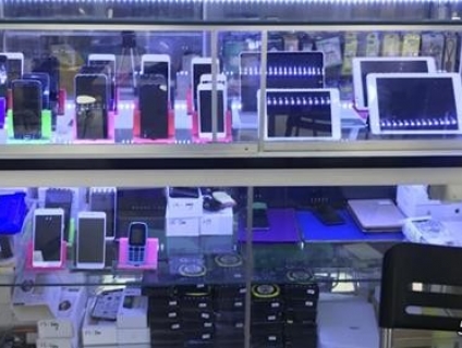 Chuyên Bán Iphone-Ipad sỉ lẻ toàn quốc !!!