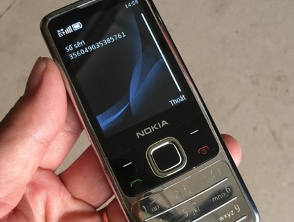 Nokia 6700 Zin đẹp.
