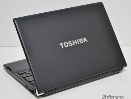 laptop toshiba i5 th2 giá 2trxx....