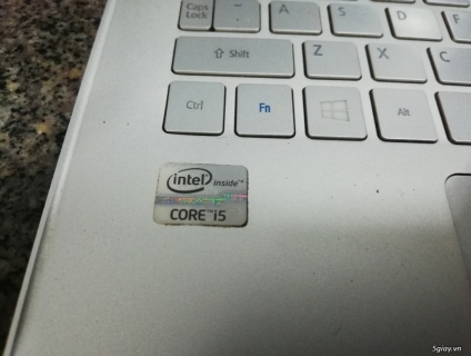 Cần bán xác laptop acer