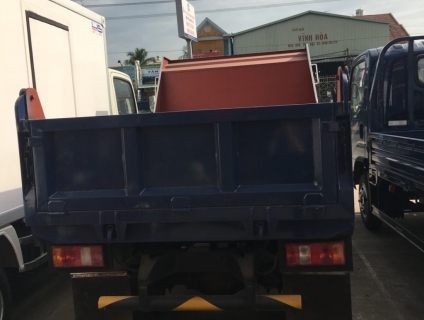 bán xe tải nhẹ 2,5 tấn thùng ben động cơ isuzu