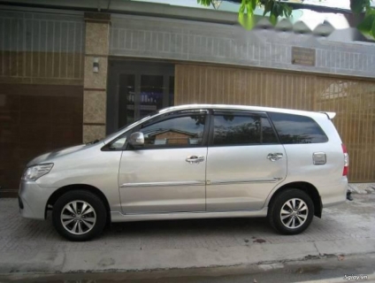 Innova 2016 2.0 E số sàn, xe nhà dùng, xuất cảnh cần bán lại