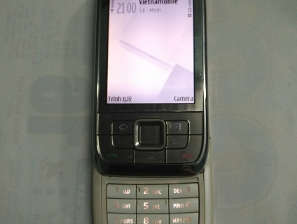 Cần bán nokia E66 nắp trượt