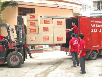 Tuyển phụ xe tài xế xe tải