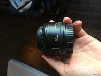 Canon Kiss X5 dễ thương xin xắn giá củ kẹo cần ra đii :>>