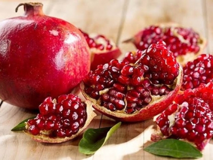 Cây lựu Ấn Độ ruột đỏ mọng nước! Đẹp- dễ trồng!!