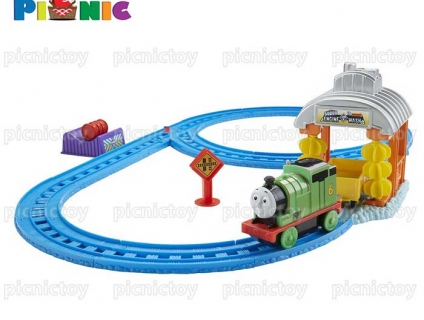 Bộ đồ chơi Percy đến trạm rửa xe