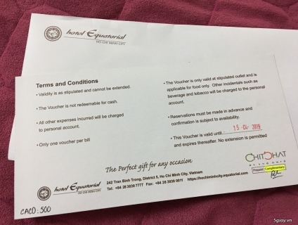 bán vé buffet dinner dành cho 2 người KS EQUATORIAL q.5 giá 1tr300