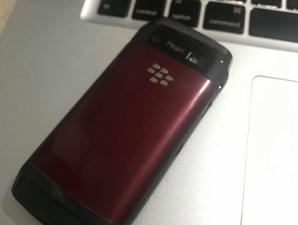 BlackBerry 9100 mới 99% còn bảo hành cửa hàng gần 6 tháng - 750