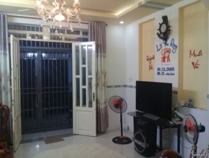 Bán nhà mới đẹp vô ở ngay 1 trêt 1 lầu đúc ngang 6,2m dài 9,5m