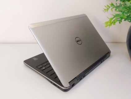 dell 7440 cần tàu nhanh