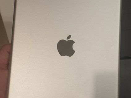 IPAD GEN 6, 32G, WIFI+ 4G BH 30/12/2019