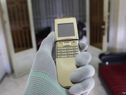 Chuyên Mua. Bán Vertu - Nokia 8800 - 6700 - 8600 luna. Chính hãng.