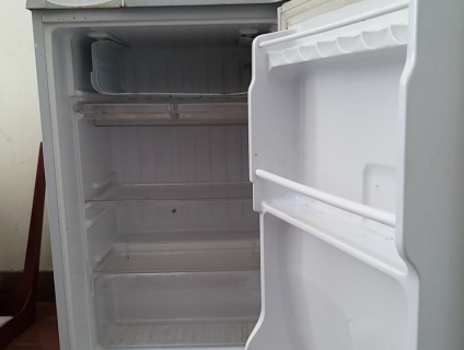 Đấu giá tủ lạnh Sanyo 93 lít. Endtime 22h59p 07/12/2019