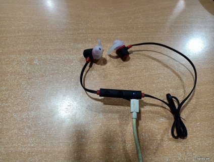 Cần bán tai nghe
