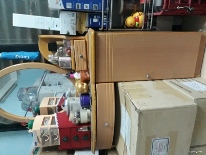 Góc thanh lý: bàn trang điểm. End 23h00 20/12/2019