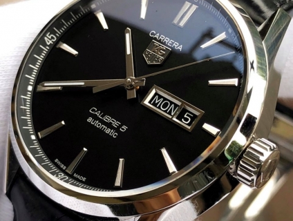 Đồng hồ  Tag Heuer Carrera Day Date Black Dial WAR201A