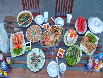 nhà hàng trên đảo Cù Lao Xanh