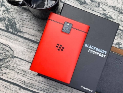 BLACKBERRY PASSPORT SILVER
