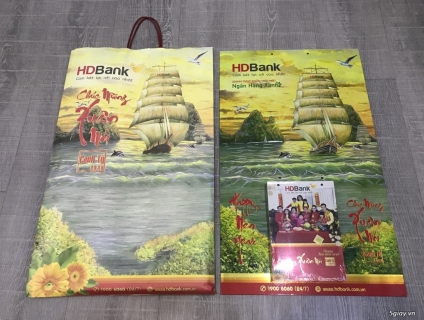 Lên sàn lịch lốc HD Bank 2020 tặng kèm đồng hồ treo tường & 4 Voucher sản phẩm ET 23h00 27/12/19