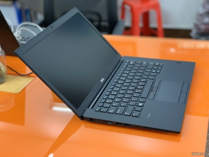 DELL LATITUDE 7490 - CORE i5 8th