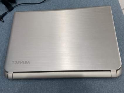 Toshiba Satellite E45t-B core i5-4210U, ram 8gb, HDD 750Gb