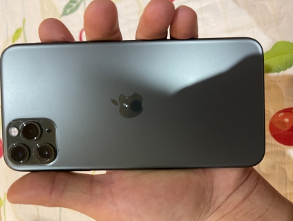 Iphone 11 pro max 256gb hàng Mỹ.