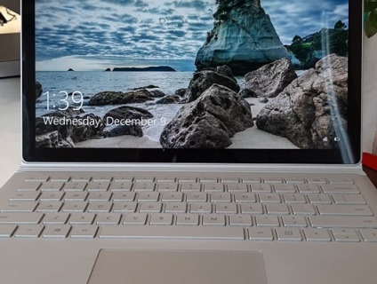 Surface Book 2 - (i7/8/256) GIÁ RẺ