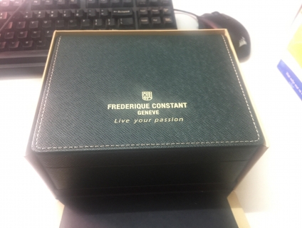 Dư dùng thanh lý Frederique Constant FC-303BN5B6B