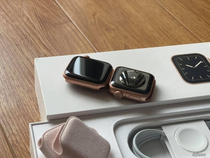Đồng hồ Apple watch series 5 40mm gold new openbox  ( size chị em nữ )