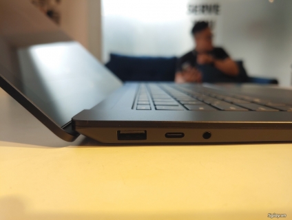 Surface Laptop 3 15" i7/16/256 like new đen còn bảo hành