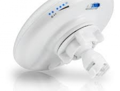 Thiết bị kết nối vô tuyến Ubiquiti NanoBeam NBE-5AC-19