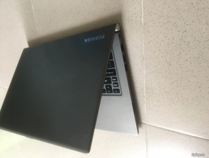 Toshiba core i5 - 4200U ssd 128gb đèn phím máy mỏng đẹp