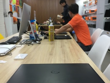 Laptop Dell E3570 - màn hình Full HD 15.6in, chip Inter Core i5-6200U