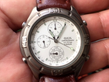 VEGA OXY Titanium chronograph quartz , hàng Nhật chính gốc
