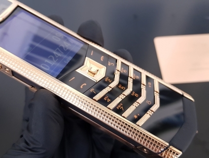 Vertu Signature S Cloud De Paris CT