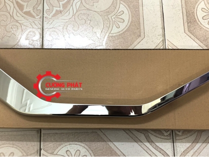 Nẹp mạ cản trước phía dưới Mitsubishi Xpander 6407A187, 6407A188